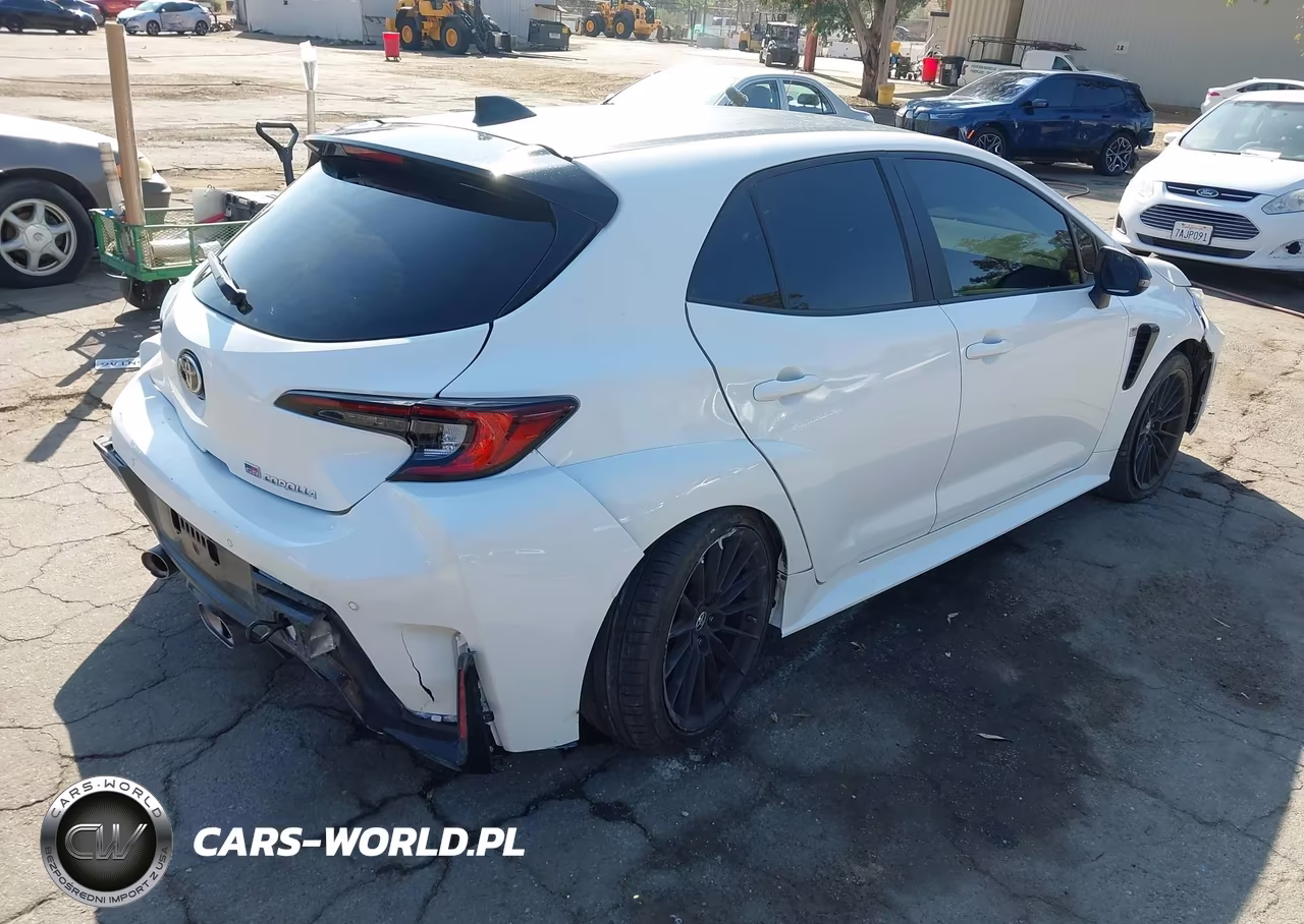 2025 Toyota Gr Corolla Premium Plus VIN:JTNABAAE0SA019896 - 4