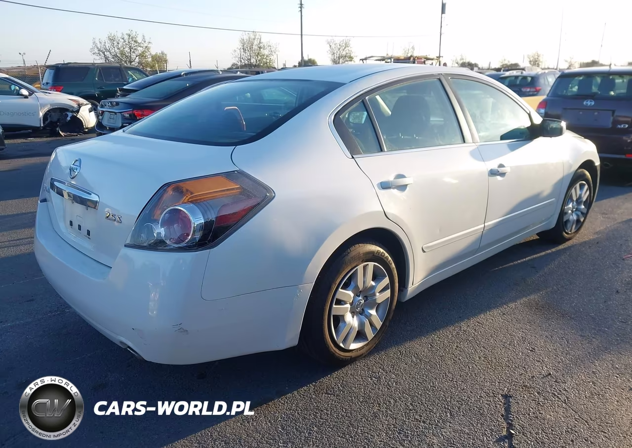 2012 Nissan Altima 2.5 S VIN:1N4AL2AP2CN535718 - 4