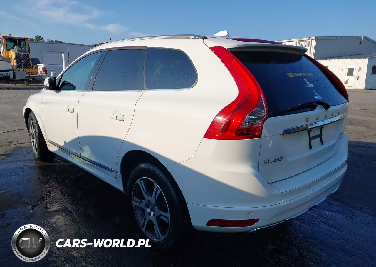 2014 Volvo Xc60 T6 R-Design Premier Plus VIN:YV4902DZXE2512109 - 3