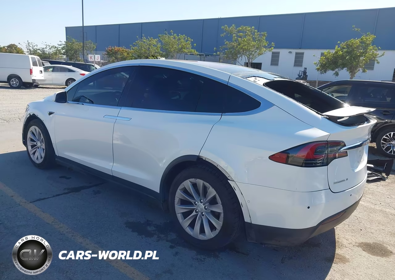 2017 Tesla Model X 100D-75D-90D VIN:5YJXCBE20HF046095 - 3