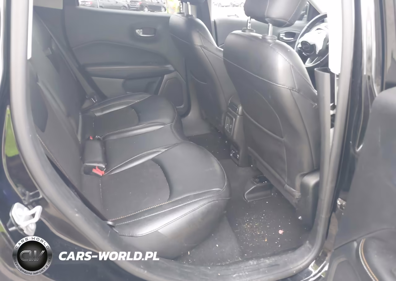2020 Jeep Compass Latitude 4X4 VIN:3C4NJDBB3LT204632 - 8