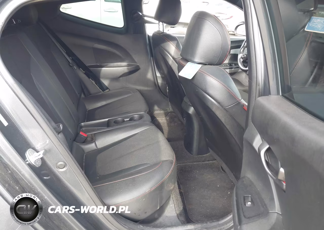 2019 Hyundai Veloster 2.0 Premium VIN:KMHTG6AFXKU003347 - 8