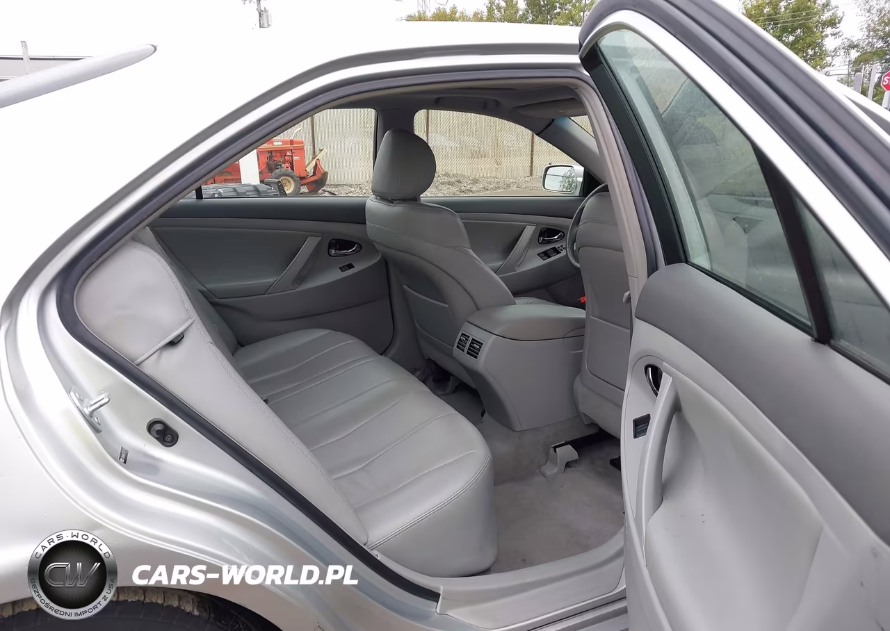 2007 Toyota Camry Hybrid VIN:JTNBB46K273017762 - 8