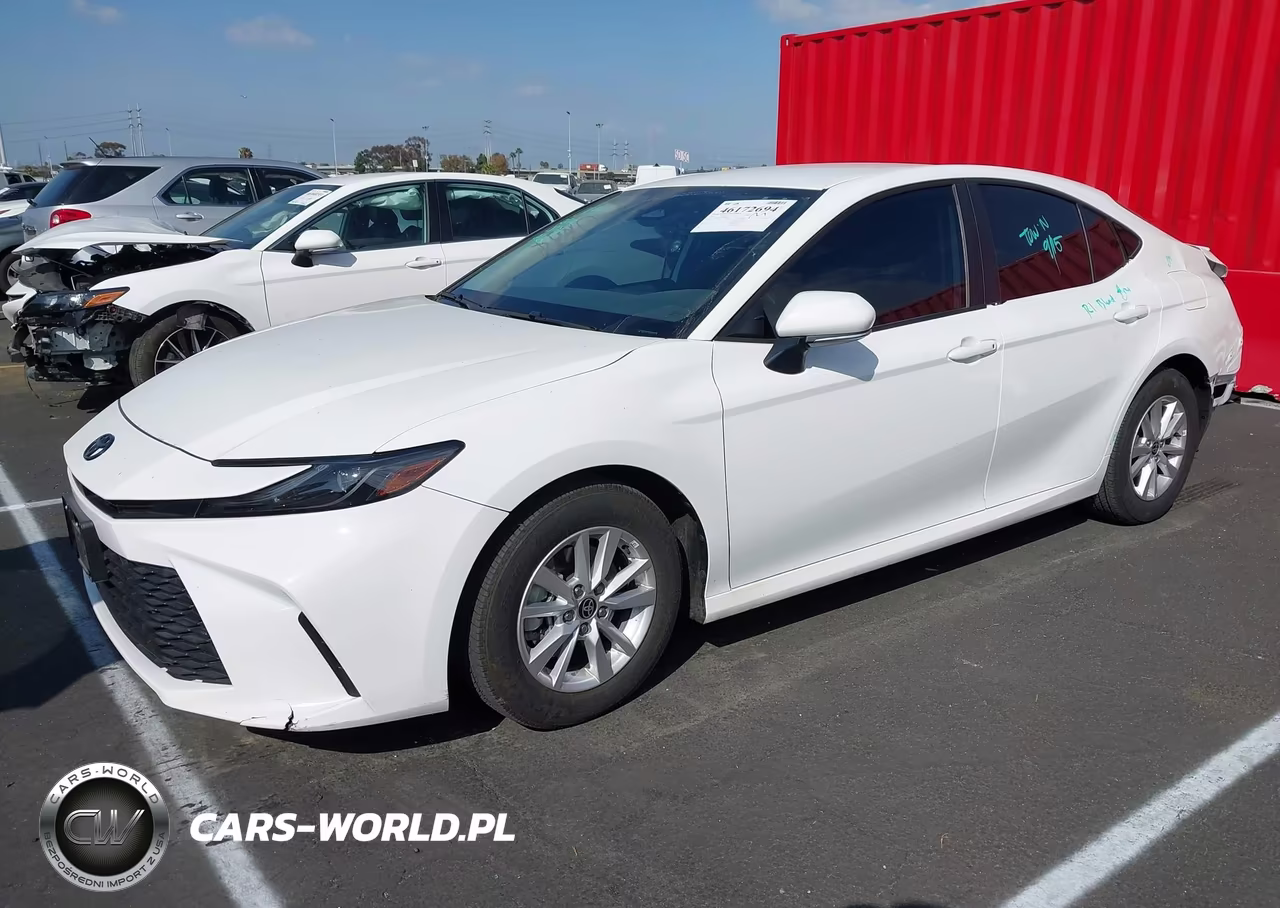 2025 Toyota Camry Le VIN:4T1DAACK5SU097818 - 2
