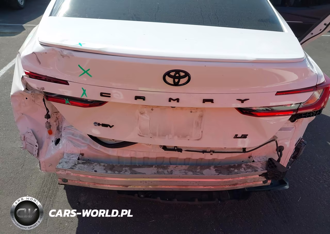 2025 Toyota Camry Le VIN:4T1DAACK5SU097818 - 6