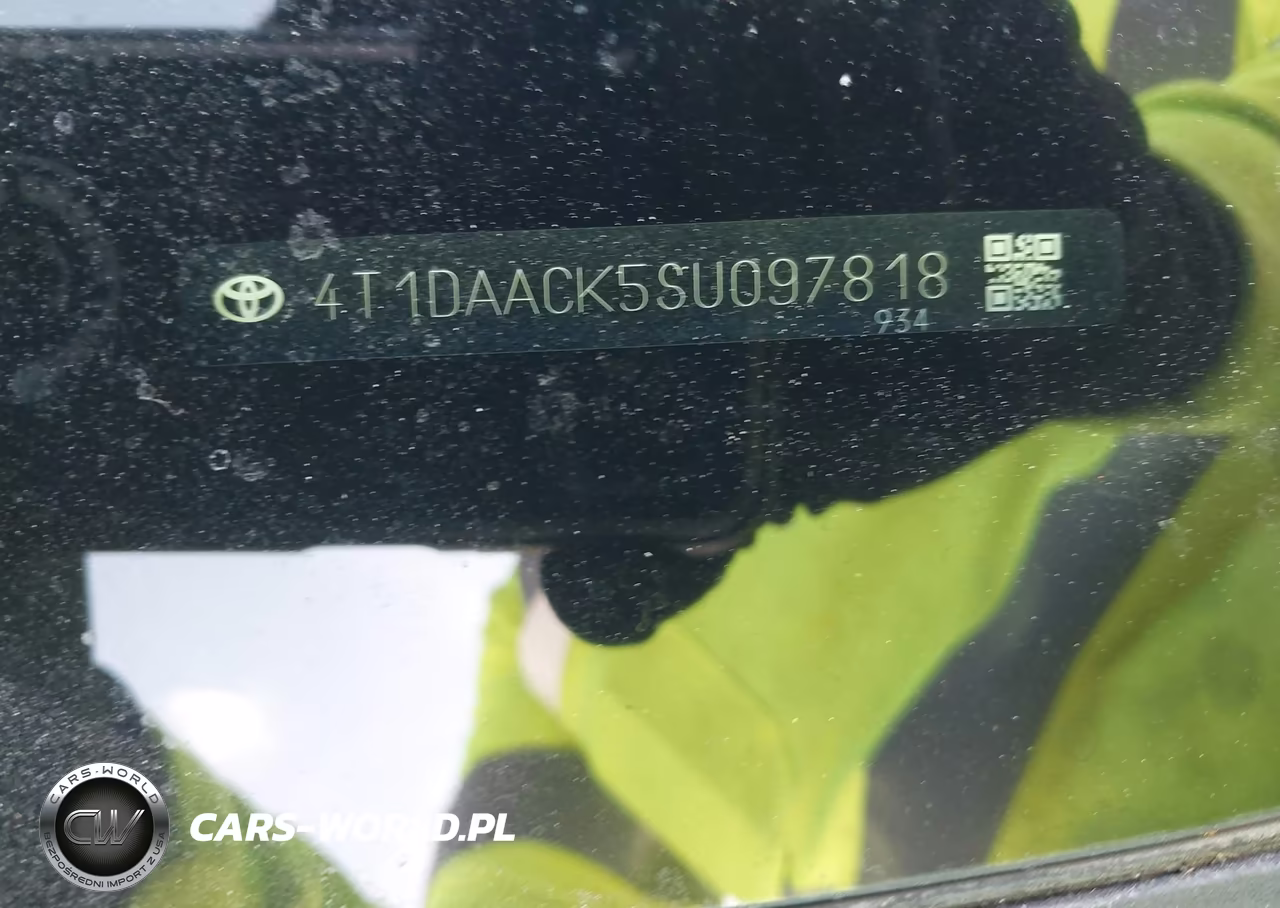 2025 Toyota Camry Le VIN:4T1DAACK5SU097818 - 9