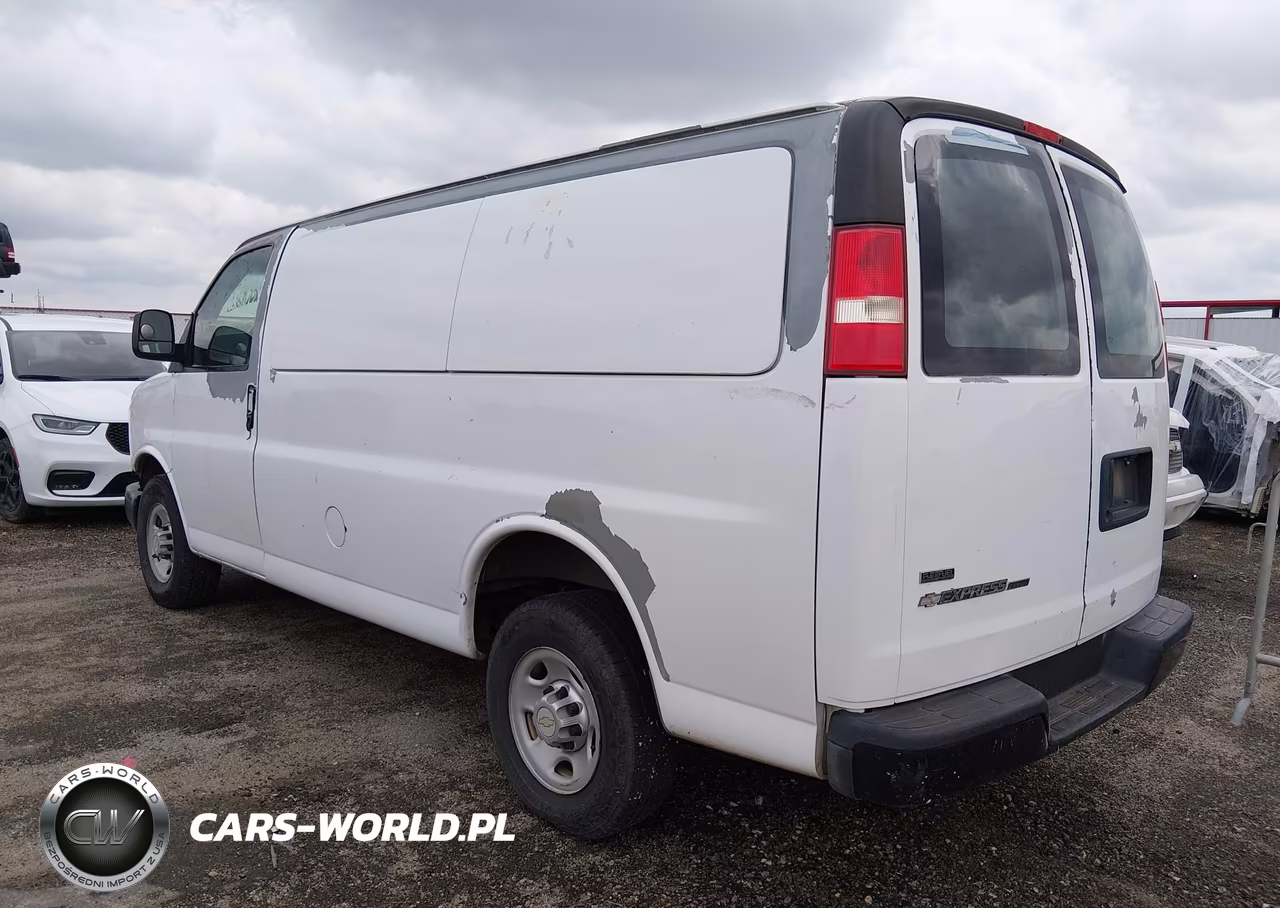 2012 Chevrolet Express 2500 Work Van VIN:1GCWGFBAXC1112706 - 3