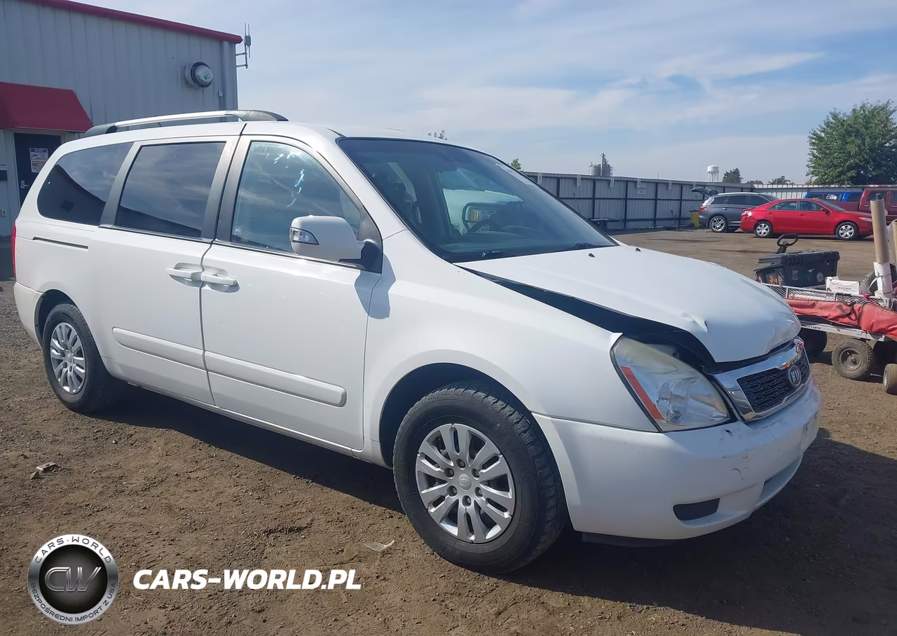 2012 Kia Sedona Lx