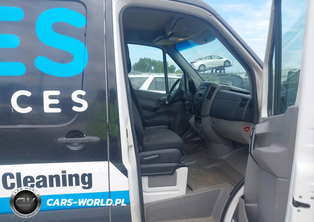 2016 Mercedes-Benz Sprinter 2500 Normal Roof VIN:WD3PE7DD2GP319658 - 5