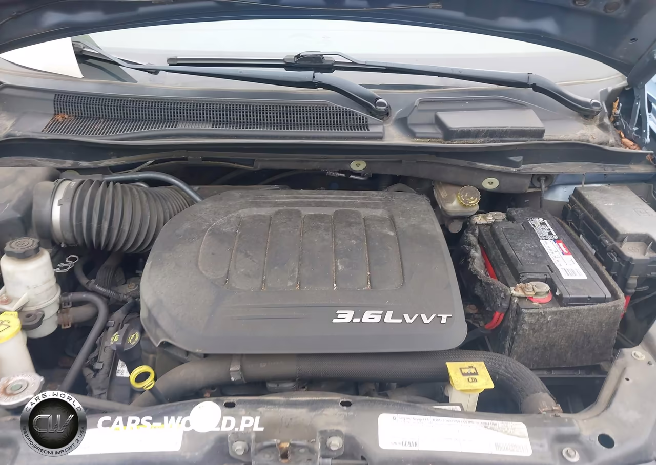 2012 Chrysler Town & Country Touring VIN:2C4RC1BG9CR136717 - 10