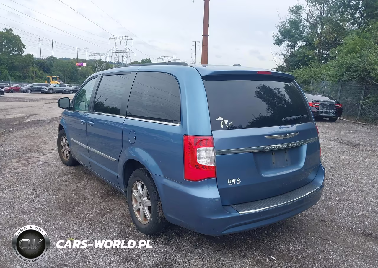 2012 Chrysler Town & Country Touring VIN:2C4RC1BG9CR136717 - 3