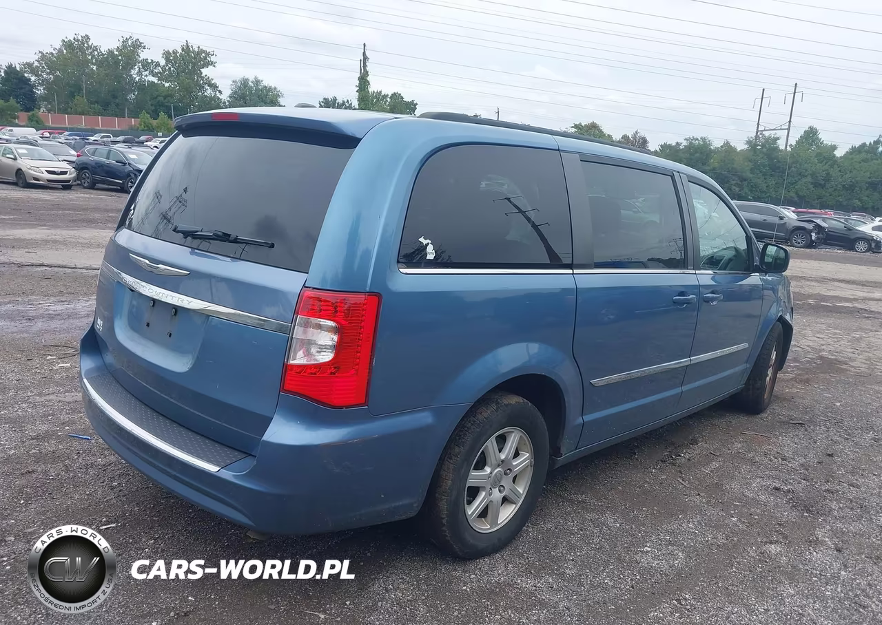 2012 Chrysler Town & Country Touring VIN:2C4RC1BG9CR136717 - 4