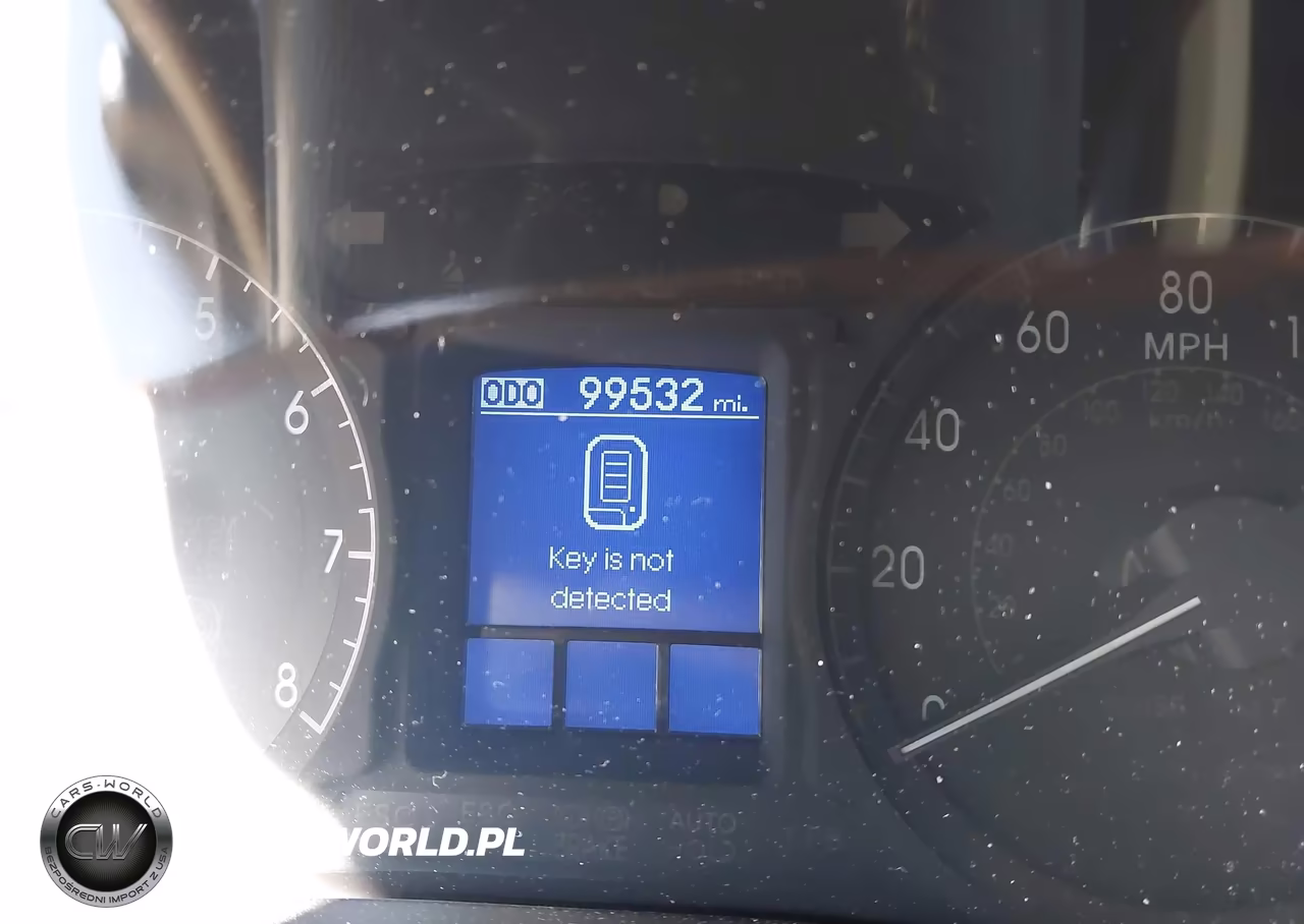 2014 Hyundai Genesis 3.8 VIN:KMHGC4DD7EU260773 - 7