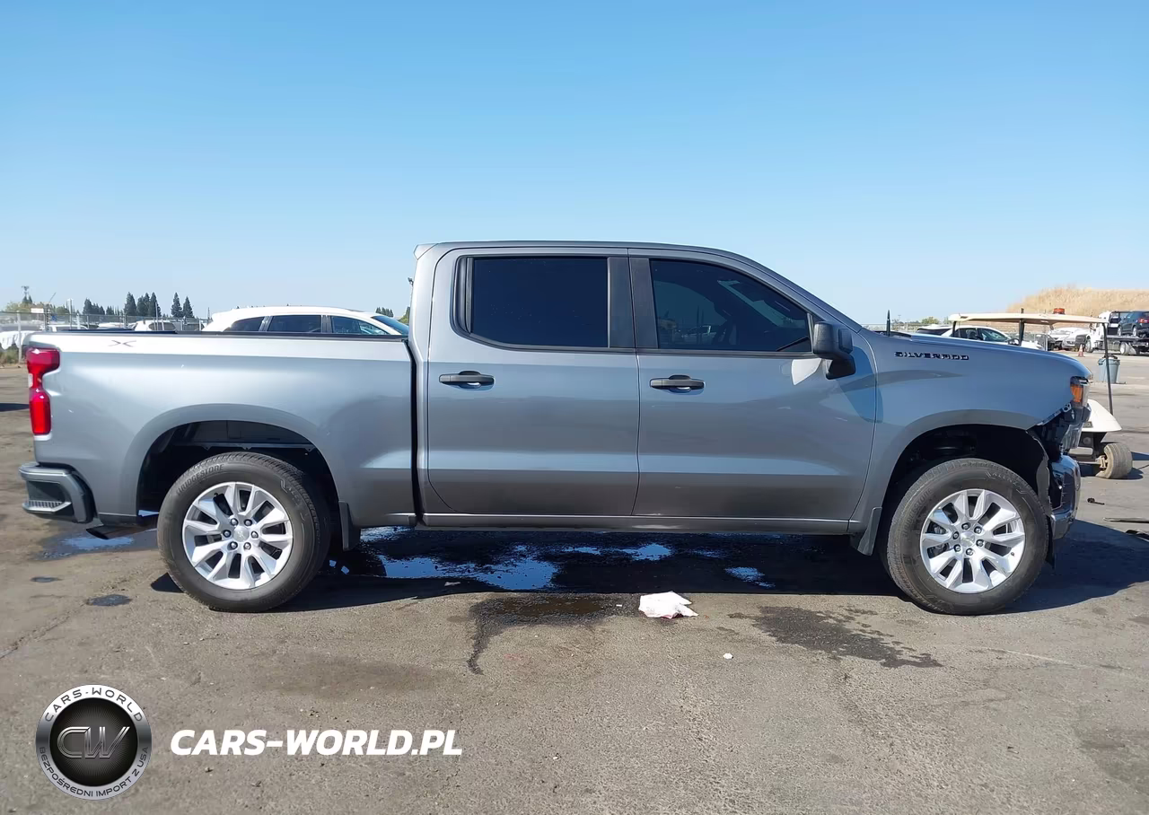 2021 Chevrolet Silverado 1500 4Wd Short Bed Custom VIN:3GCPYBEK8MG354380 - 14