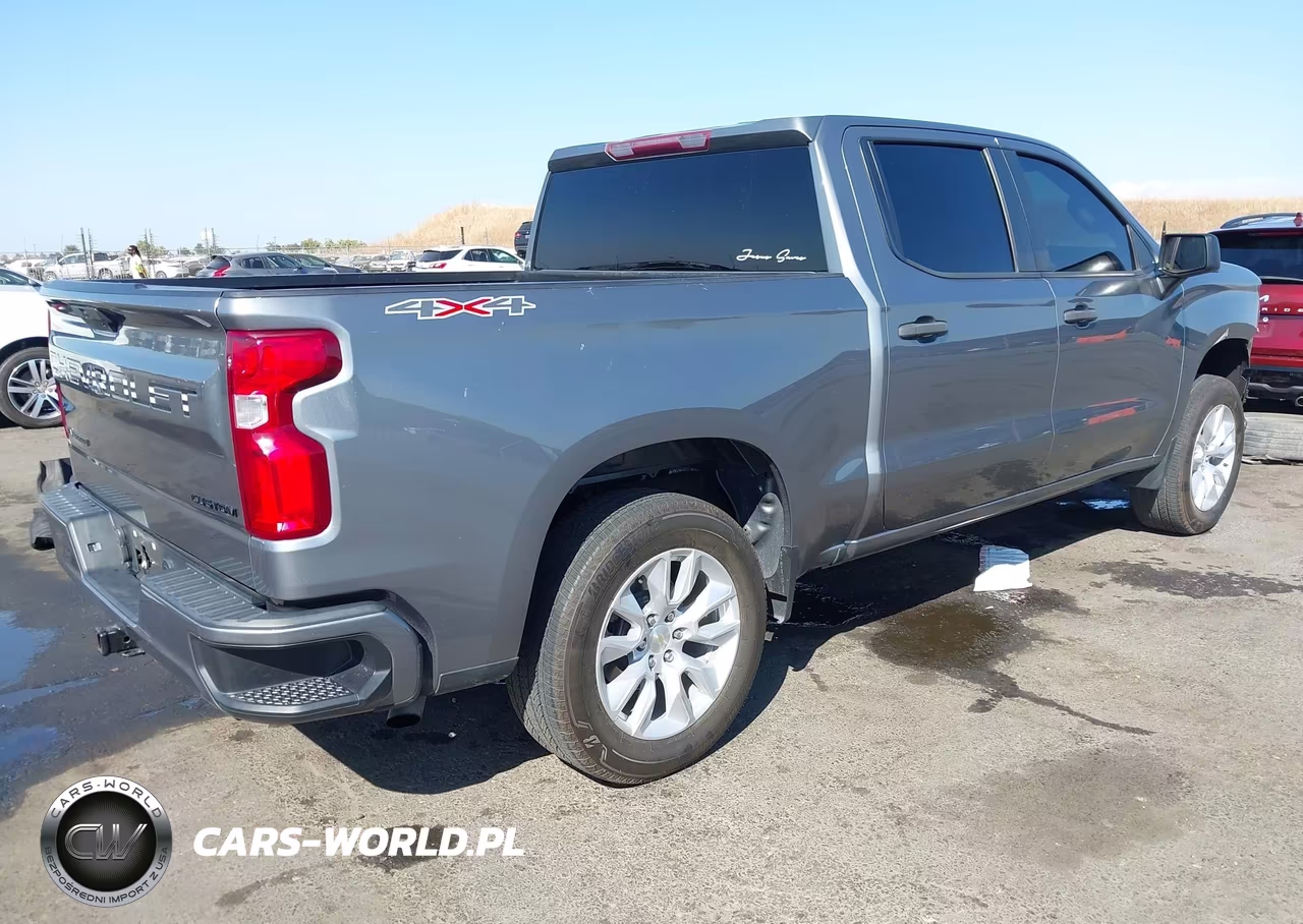 2021 Chevrolet Silverado 1500 4Wd Short Bed Custom VIN:3GCPYBEK8MG354380 - 4