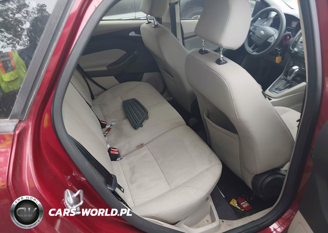 2015 Ford Focus Se VIN:1FADP3K20FL289195 - 8