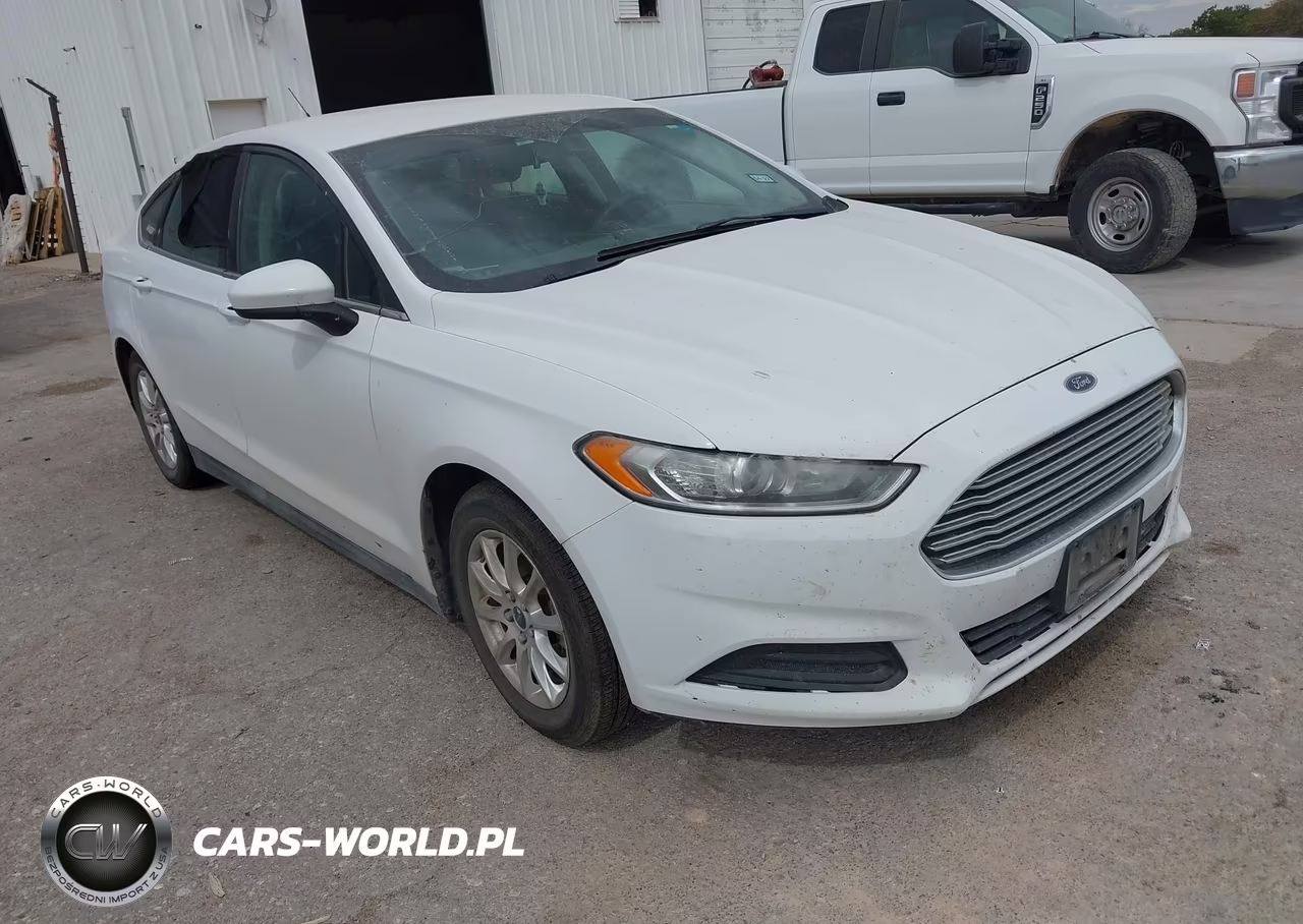 2015 Ford Fusion S – zdjęcie 1 z 11