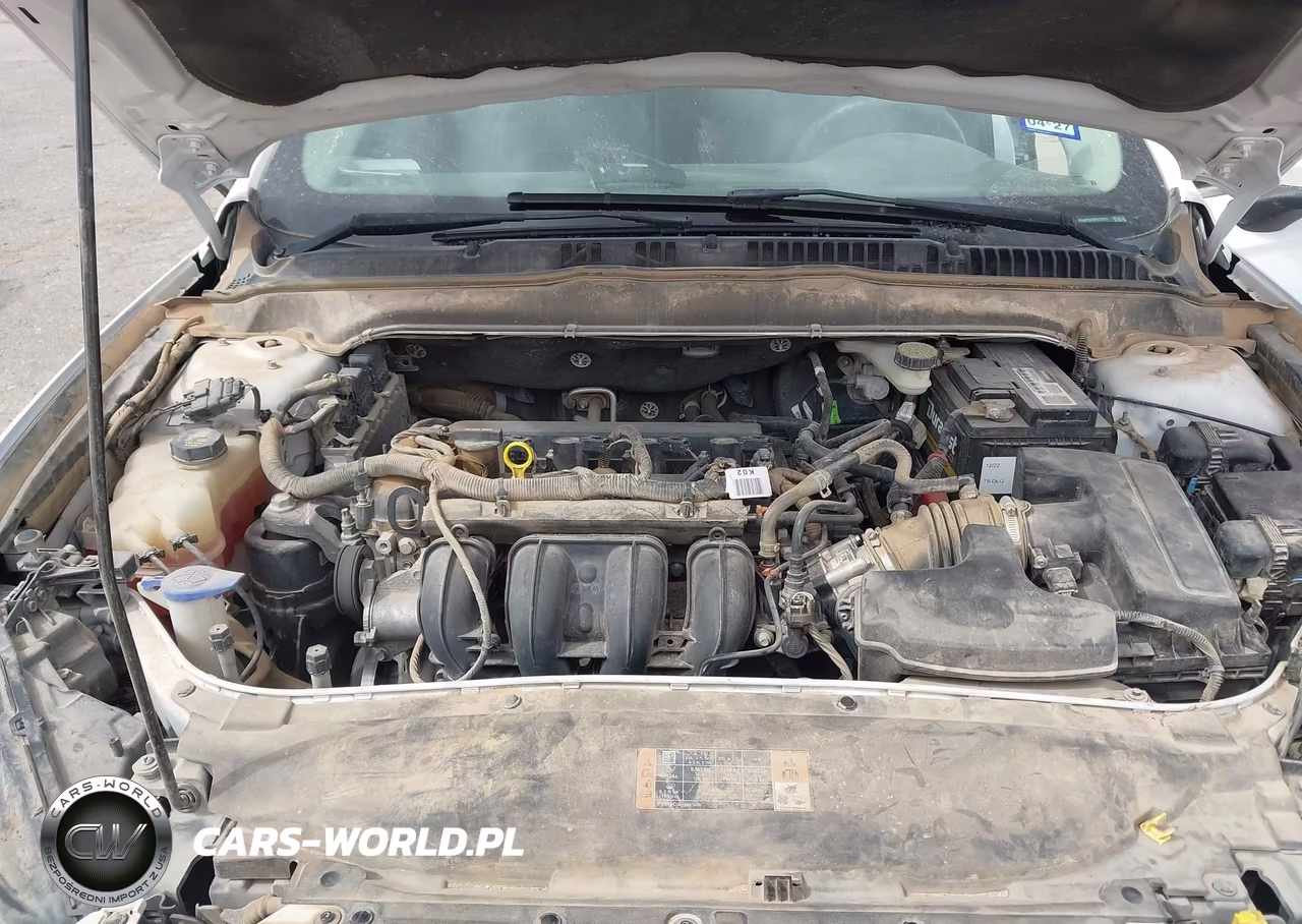 2015 Ford Fusion S VIN:1FA6P0G76F5125577 - 10