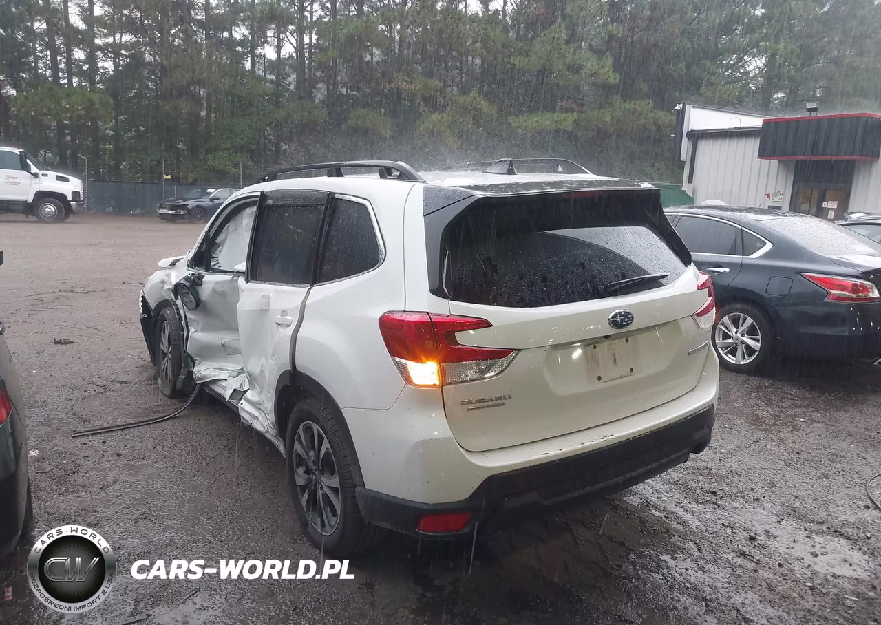 2024 Subaru Forester Limited VIN:JF2SKALC4RH413473 - 3