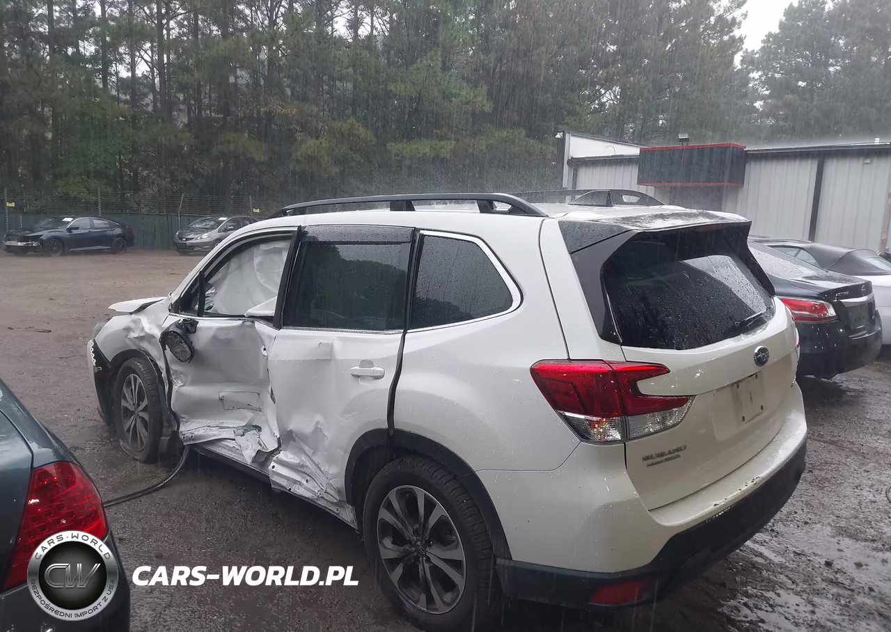 2024 Subaru Forester Limited VIN:JF2SKALC4RH413473 - 6