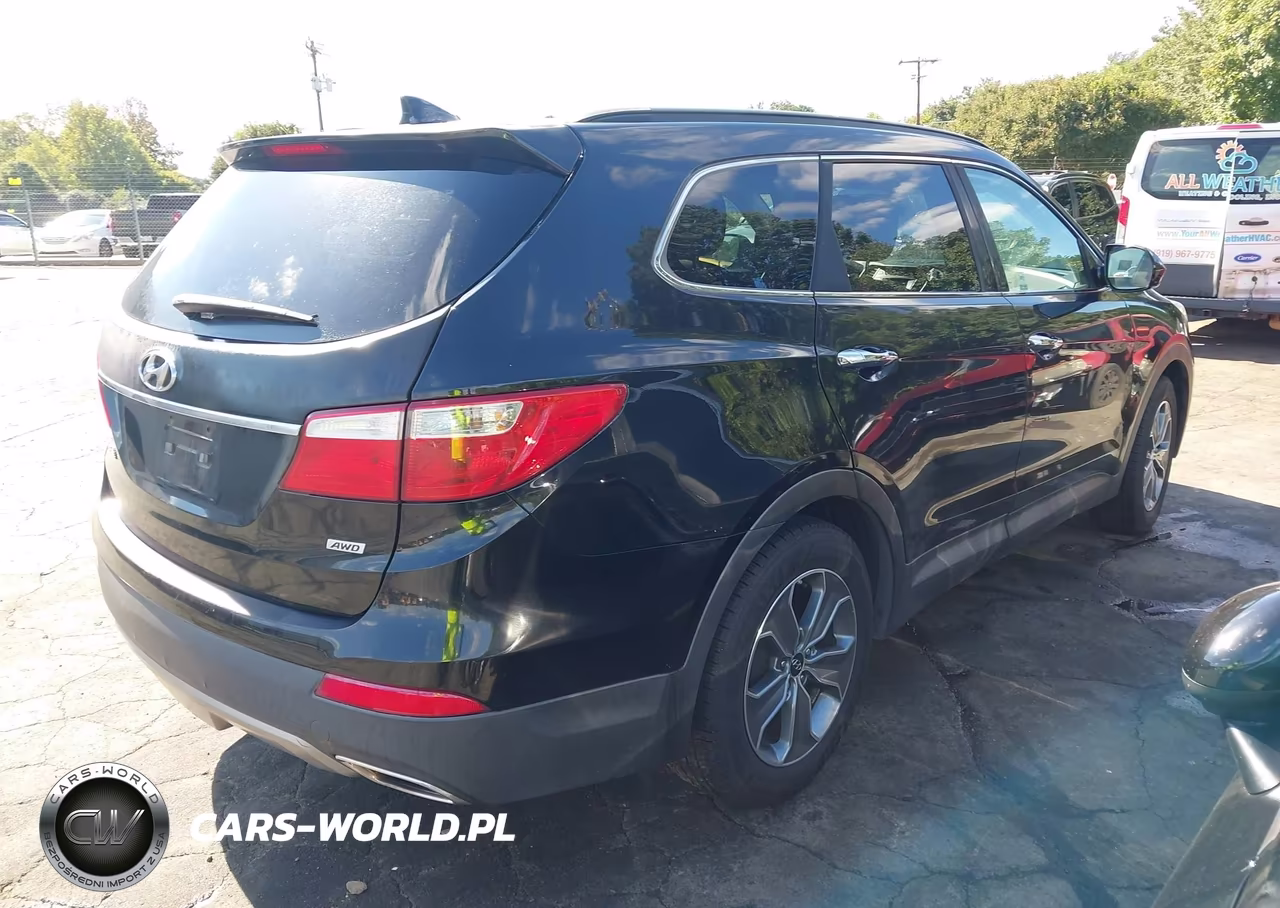 2016 Hyundai Santa Fe Se VIN:KM8SMDHF1GU151599 - 4