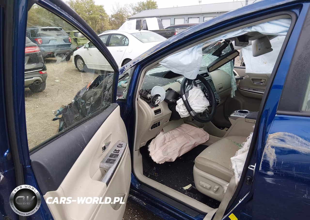2015 Toyota Prius V Four VIN:JTDZN3EU3FJ027153 - 5