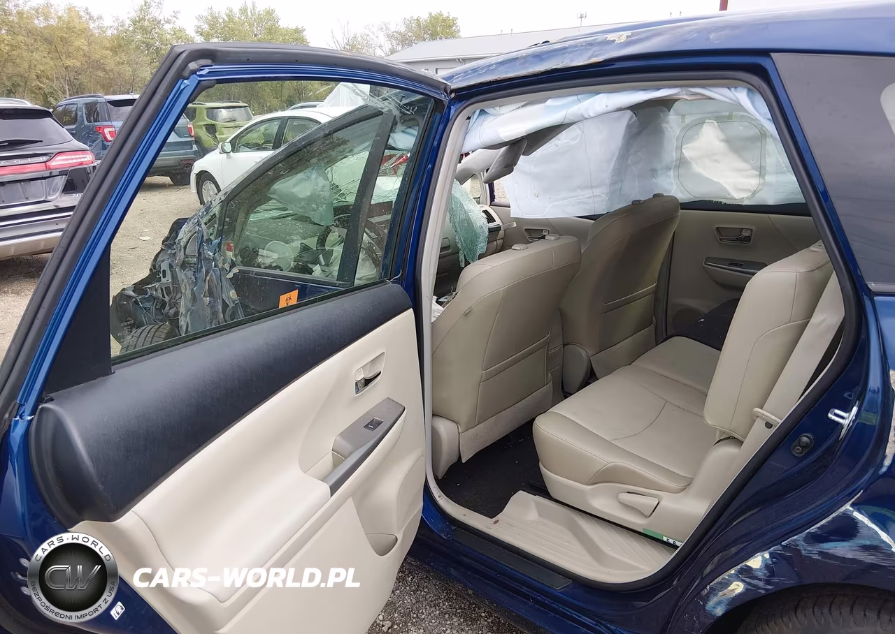2015 Toyota Prius V Four VIN:JTDZN3EU3FJ027153 - 8