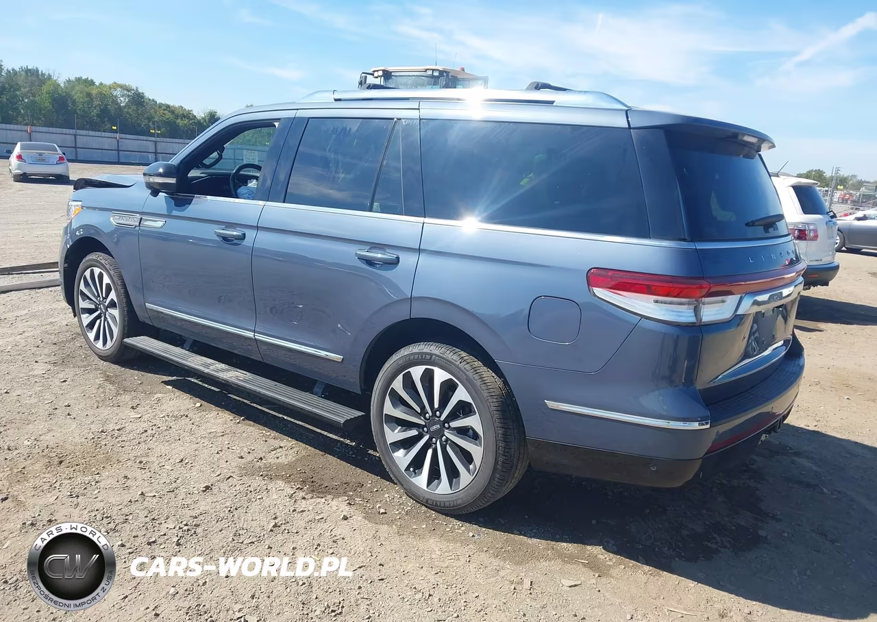 2023 Lincoln Navigator Reserve VIN:5LMJJ2LG4PEL04329 - 3