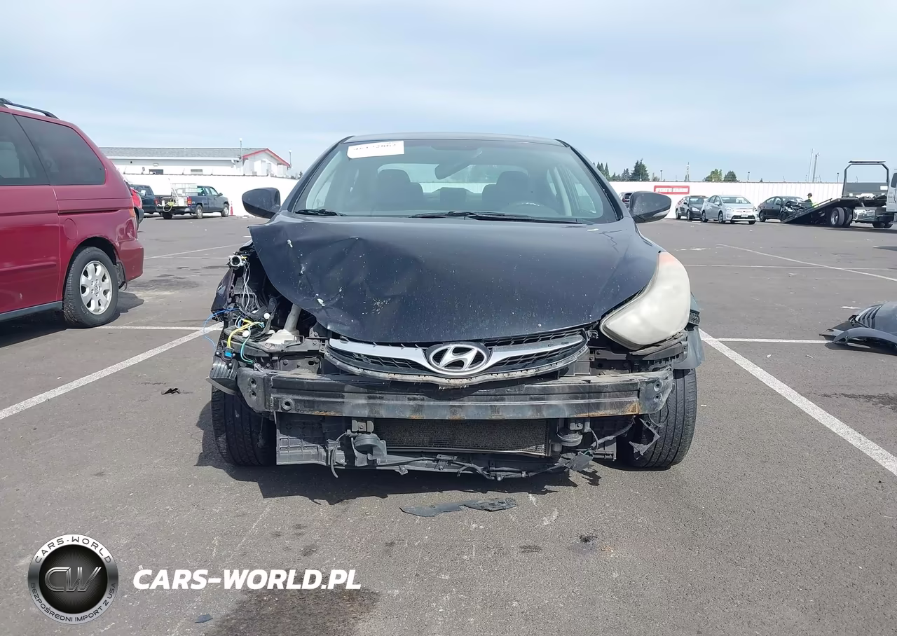 HYUNDAI ELANTRA GL VIN:KMHDH4AE5CU260219 - 6