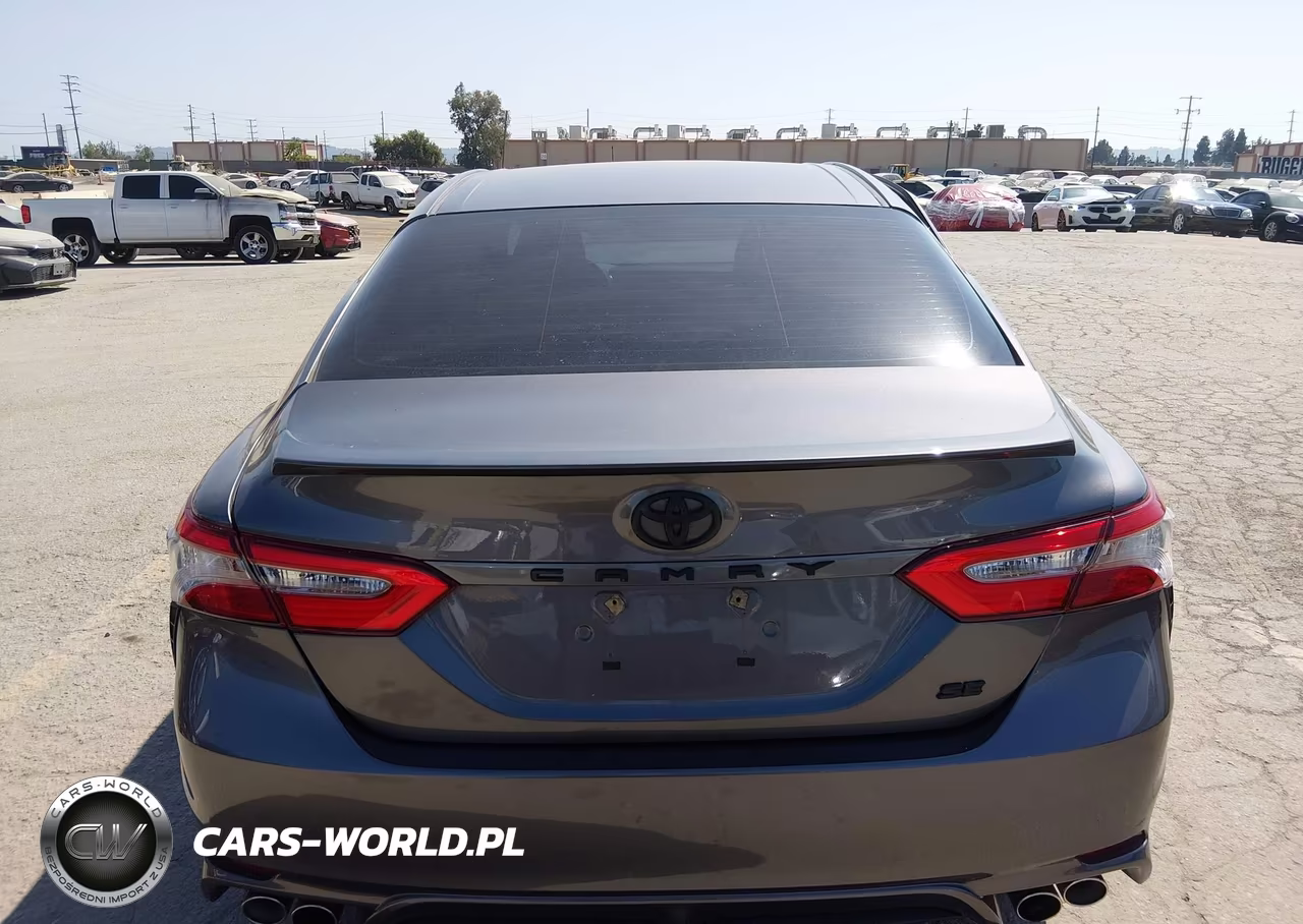 2018 Toyota Camry Se VIN:4T1B11HK8JU094992 - 16