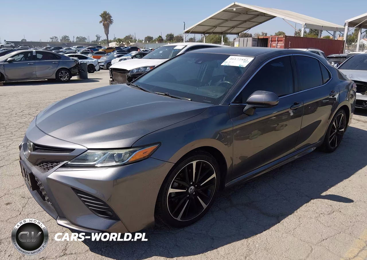 2018 Toyota Camry Se VIN:4T1B11HK8JU094992 - 2
