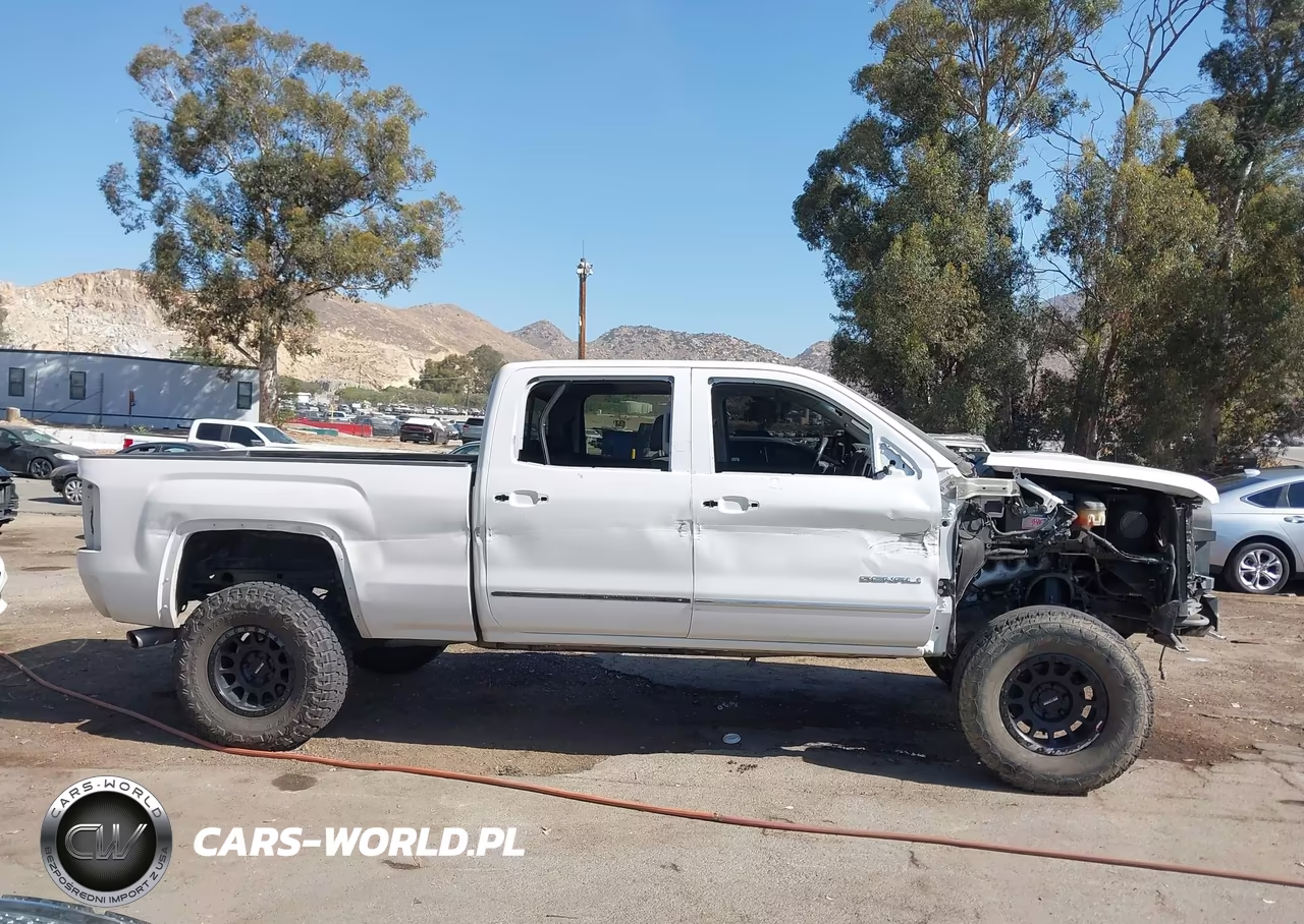 2018 GMC Sierra 1500 Denali VIN:3GTU2PEJ1JG140769 - 14