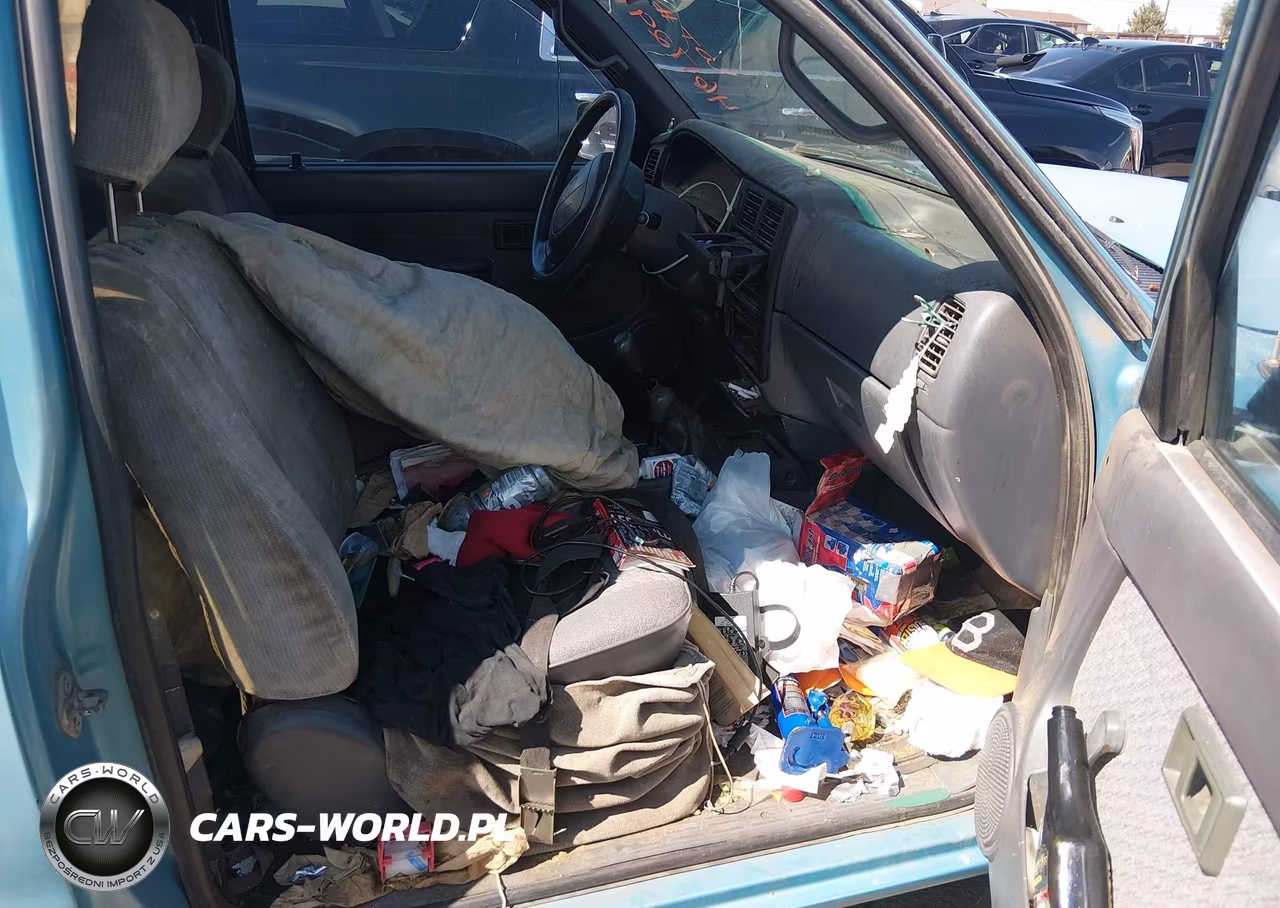 1996 Toyota Tacoma Xtracab VIN:4TAWM72N0TZ180401 - 5