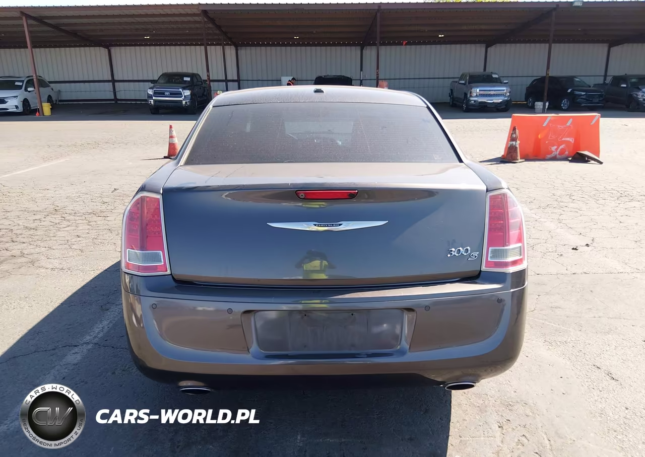 2014 Chrysler 300 300S VIN:2C3CCABTXEH121563 - 17