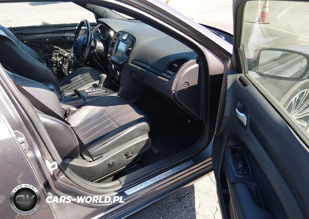 2014 Chrysler 300 300S VIN:2C3CCABTXEH121563 - 5
