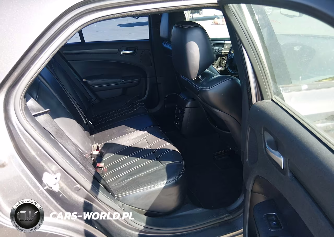 2014 Chrysler 300 300S VIN:2C3CCABTXEH121563 - 8