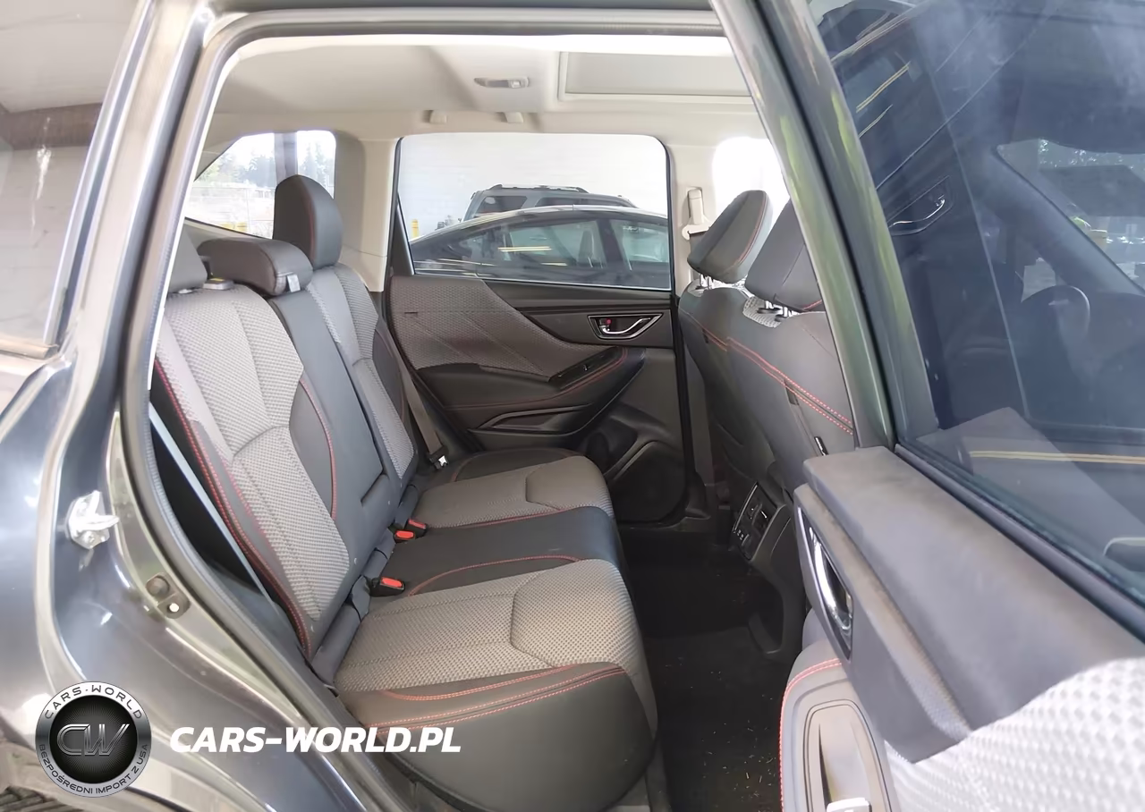 2022 Subaru Forester Sport VIN:JF2SKAJC7NH507232 - 8