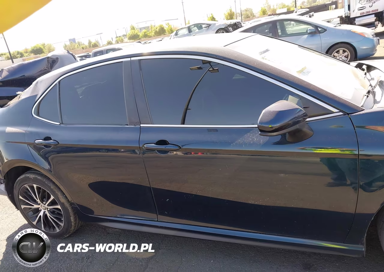 2020 Toyota Camry Se VIN:4T1G11AK5LU960201 - 14