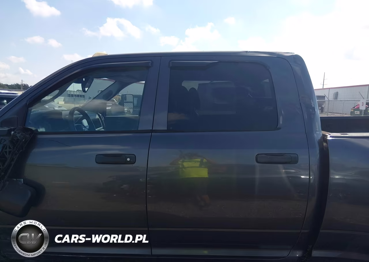 2015 Ram 3500 Tradesman VIN:3C63RRGL3FG556225 - 13