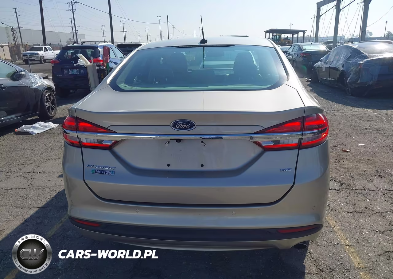 2018 Ford Fusion Energi Se Luxury VIN:3FA6P0PU3JR111390 - 16