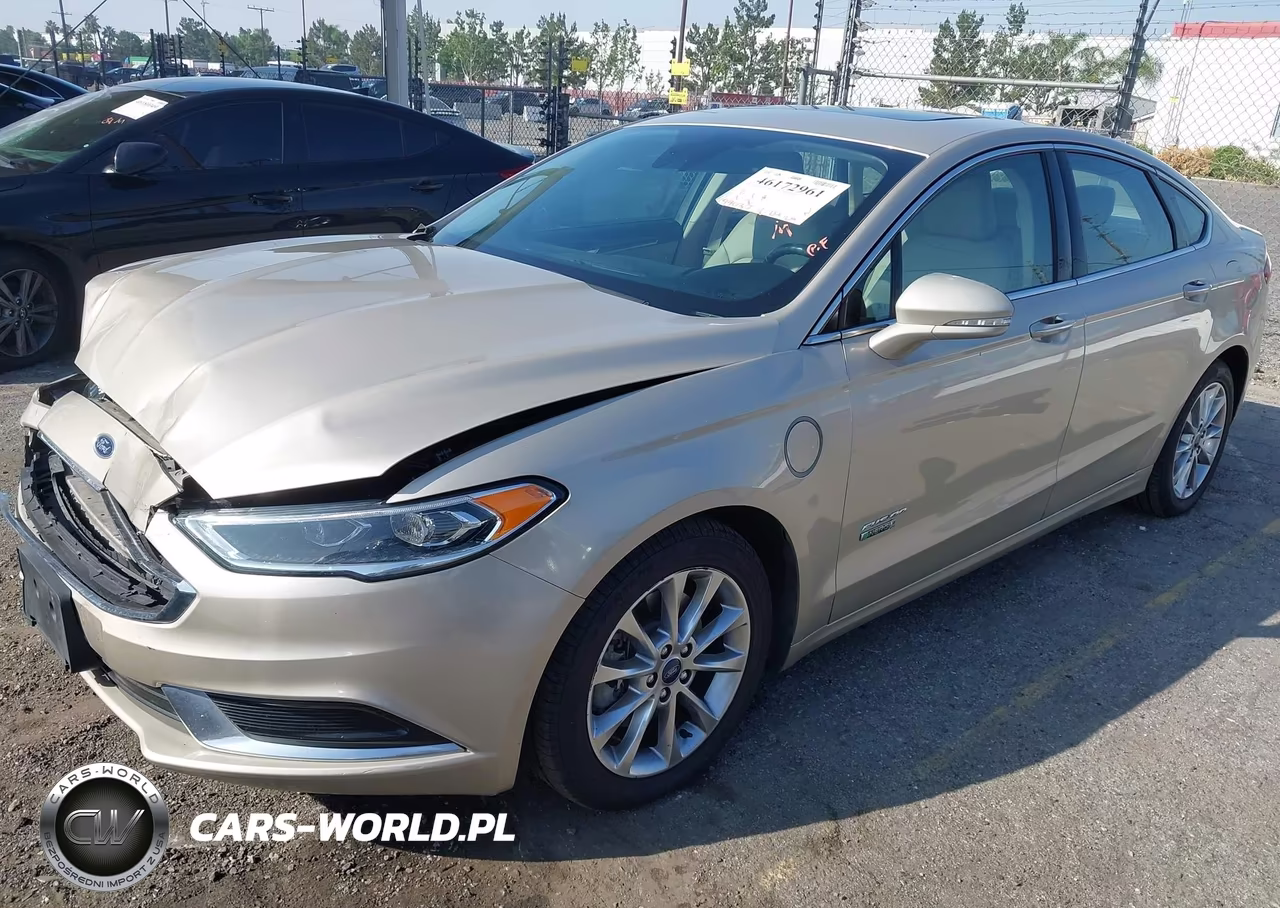 2018 Ford Fusion Energi Se Luxury VIN:3FA6P0PU3JR111390 - 2