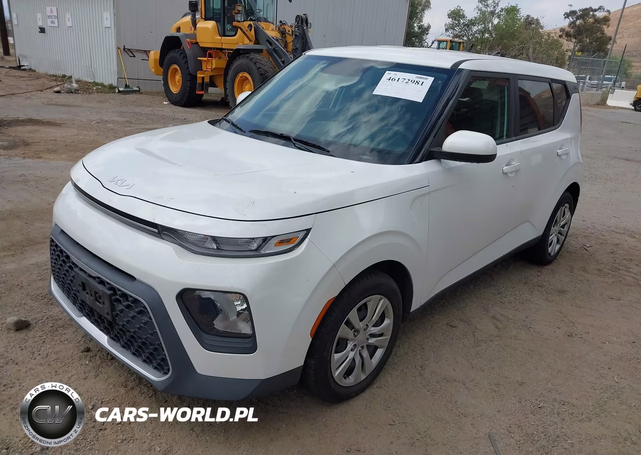 2022 Kia Soul Lx VIN:KNDJ23AU1N7165135 - 2