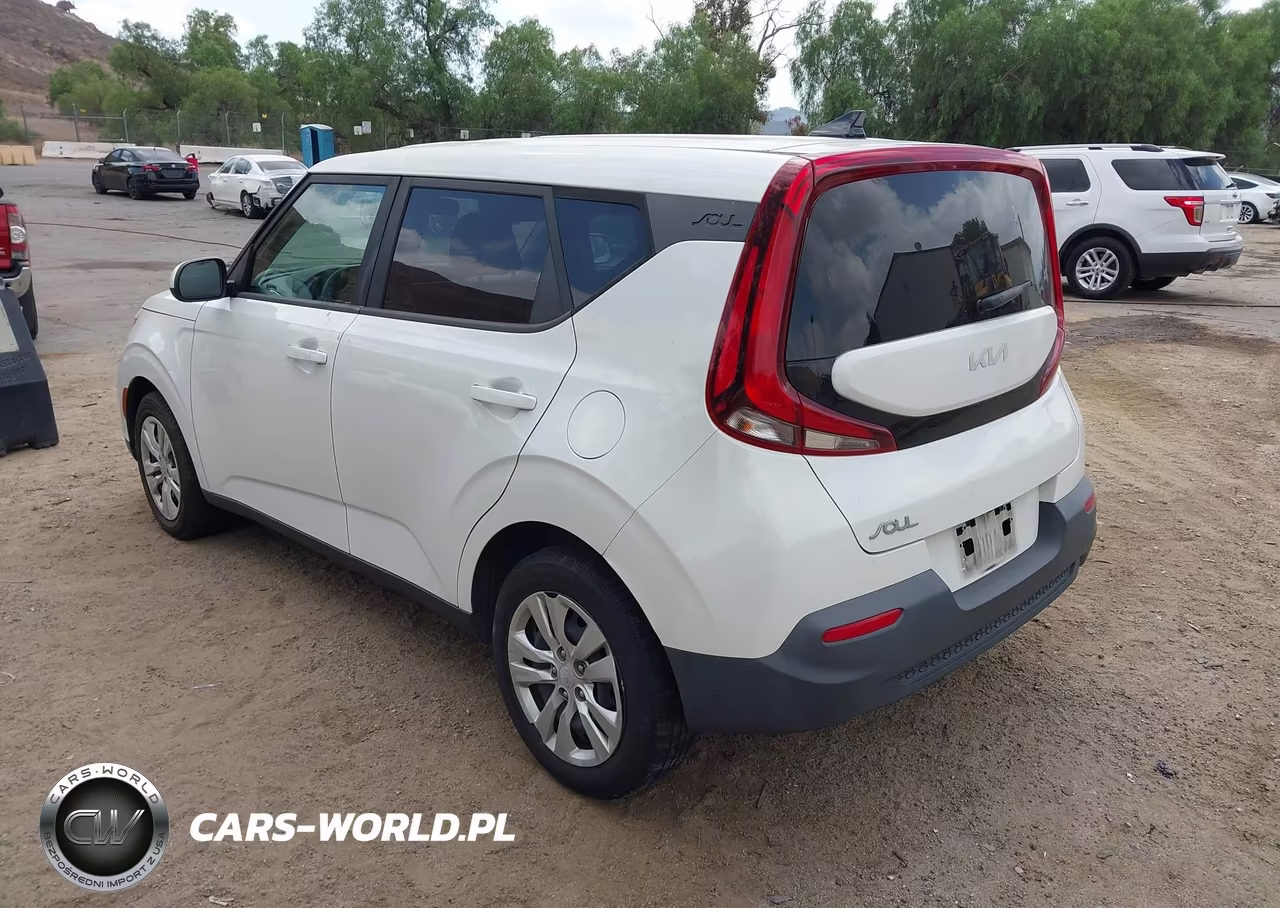 2022 Kia Soul Lx VIN:KNDJ23AU1N7165135 - 3