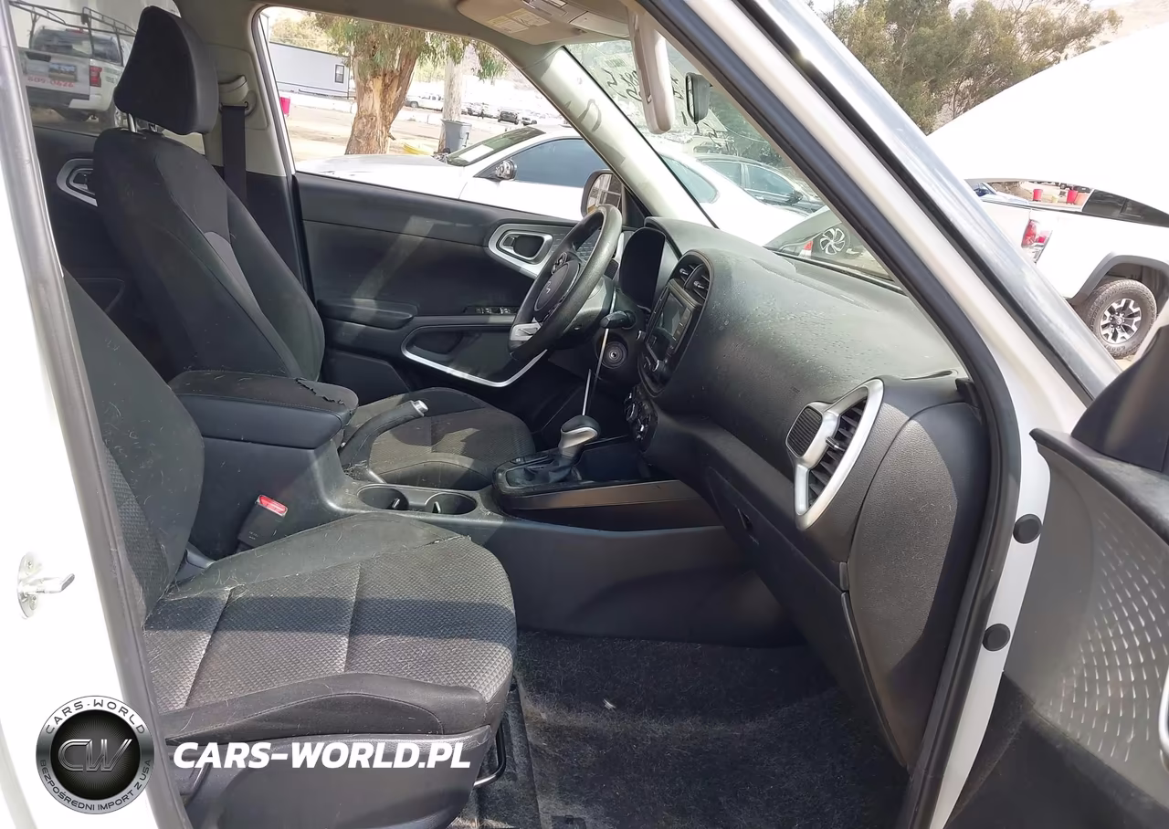 2022 Kia Soul Lx VIN:KNDJ23AU1N7165135 - 5