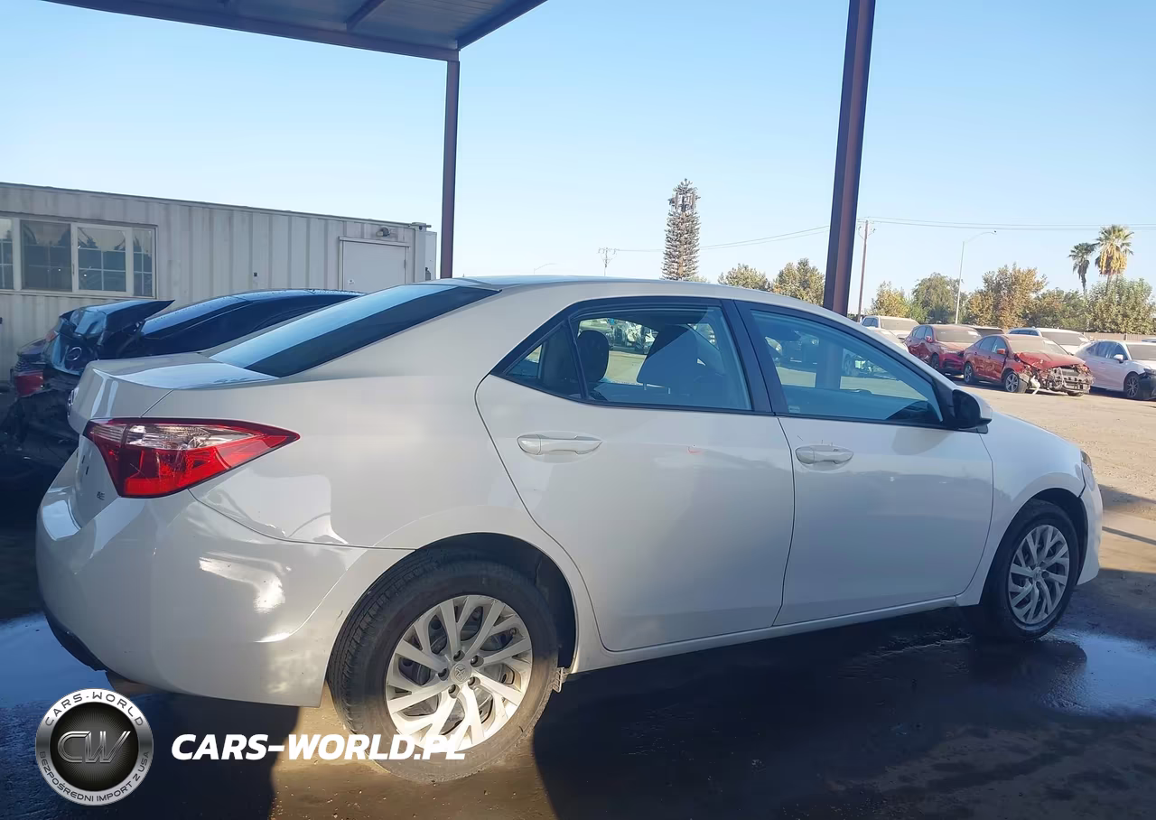 2019 Toyota Corolla Le VIN:5YFBURHE0KP860846 - 13