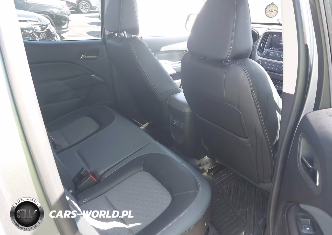 2019 Chevrolet Colorado Z71 VIN:1GCGTDEN3K1311811 - 8