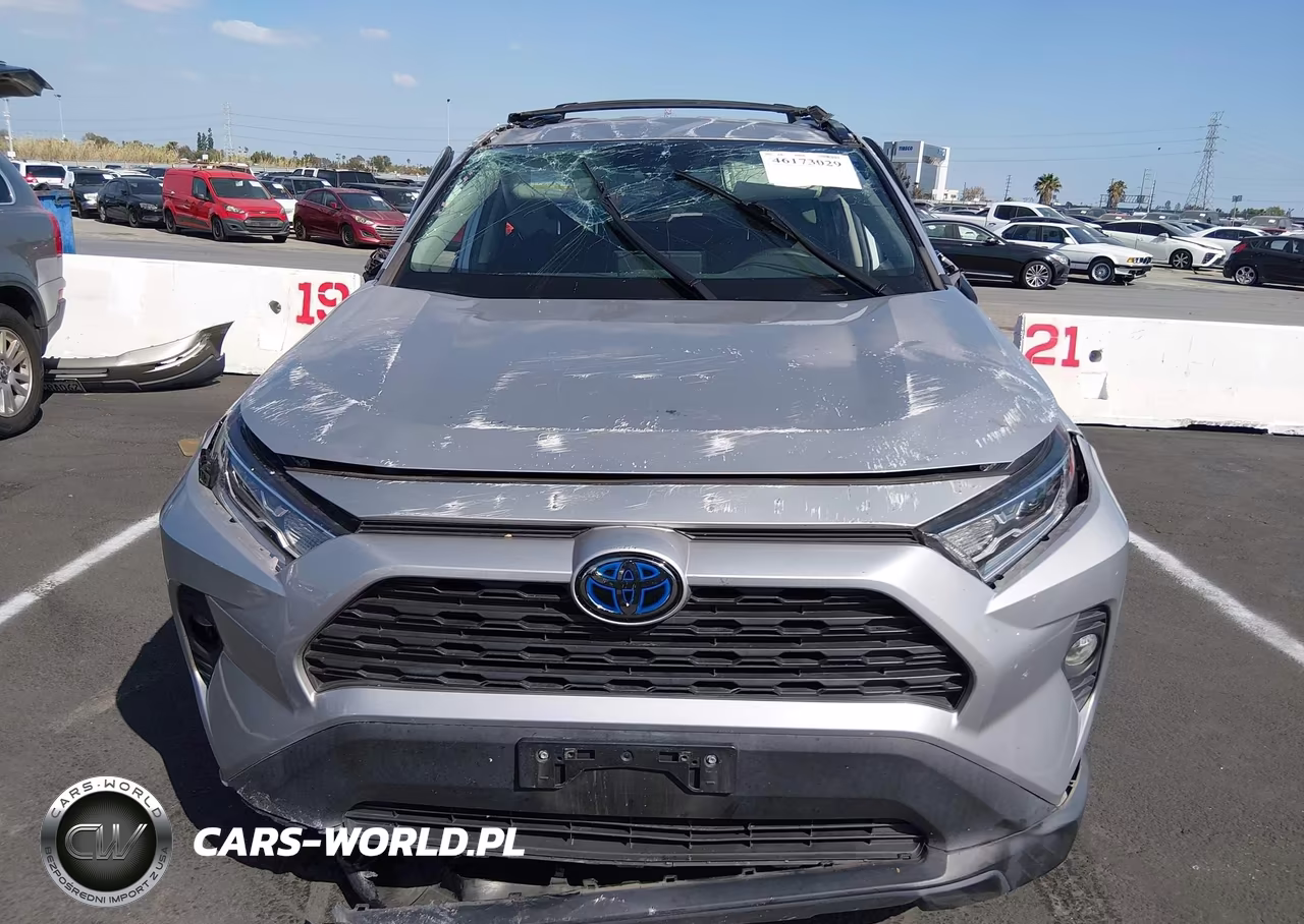 2020 Toyota Rav4 Hybrid Xle VIN:2T3RWRFV1LW086027 - 11