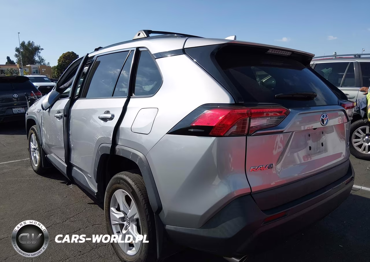 2020 Toyota Rav4 Hybrid Xle VIN:2T3RWRFV1LW086027 - 3