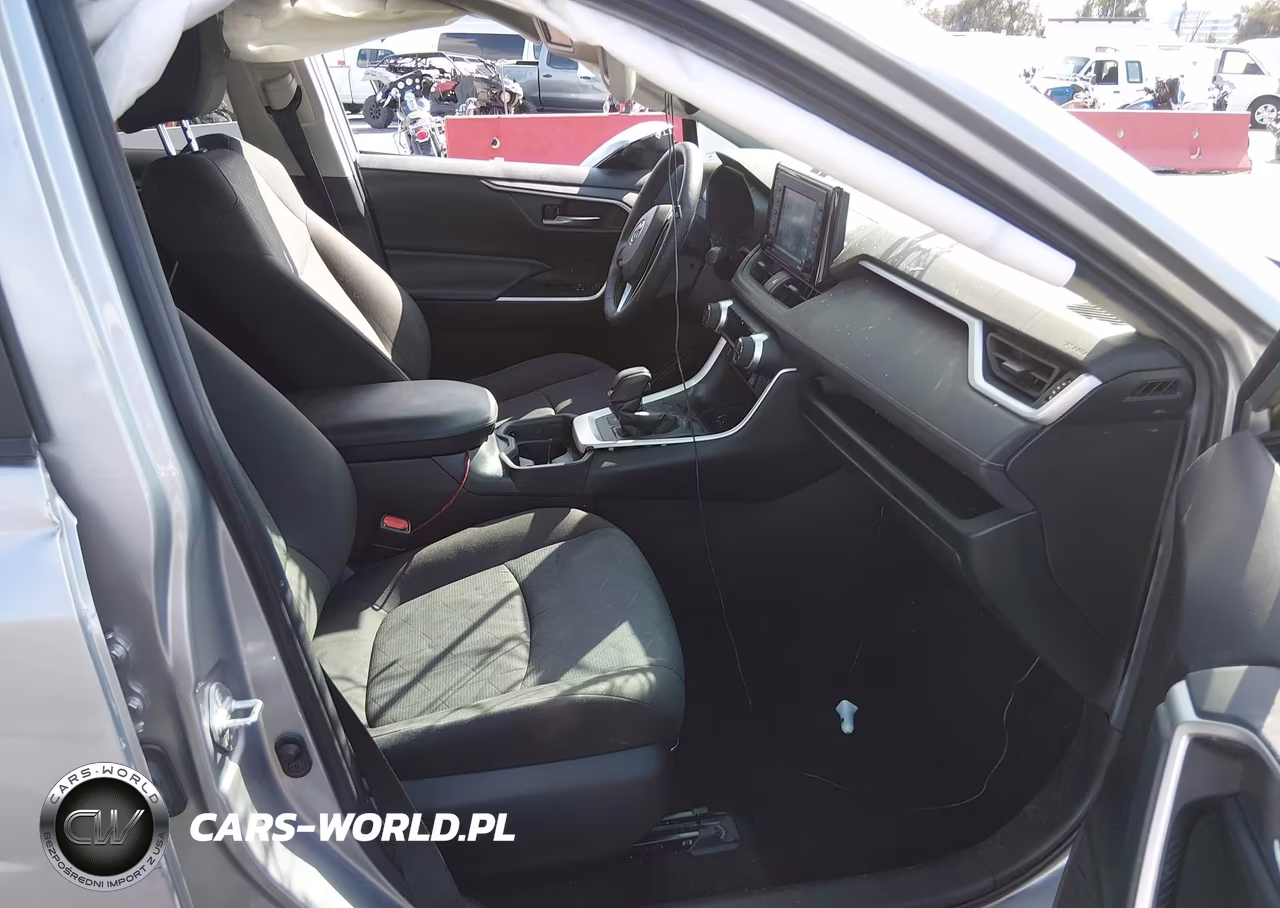 2020 Toyota Rav4 Hybrid Xle VIN:2T3RWRFV1LW086027 - 5