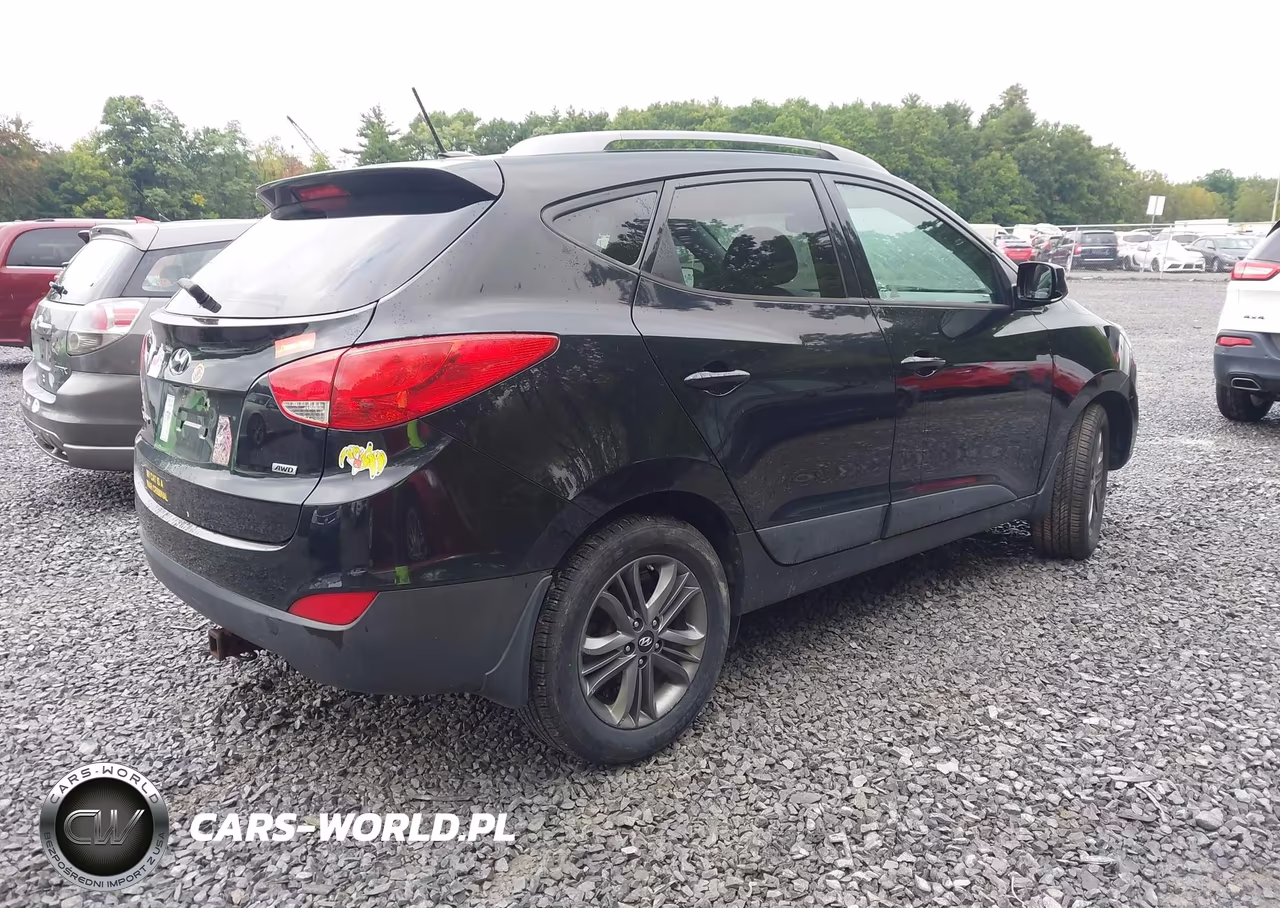 2015 Hyundai Tucson Se VIN:KM8JUCAG1FU077298 - 4